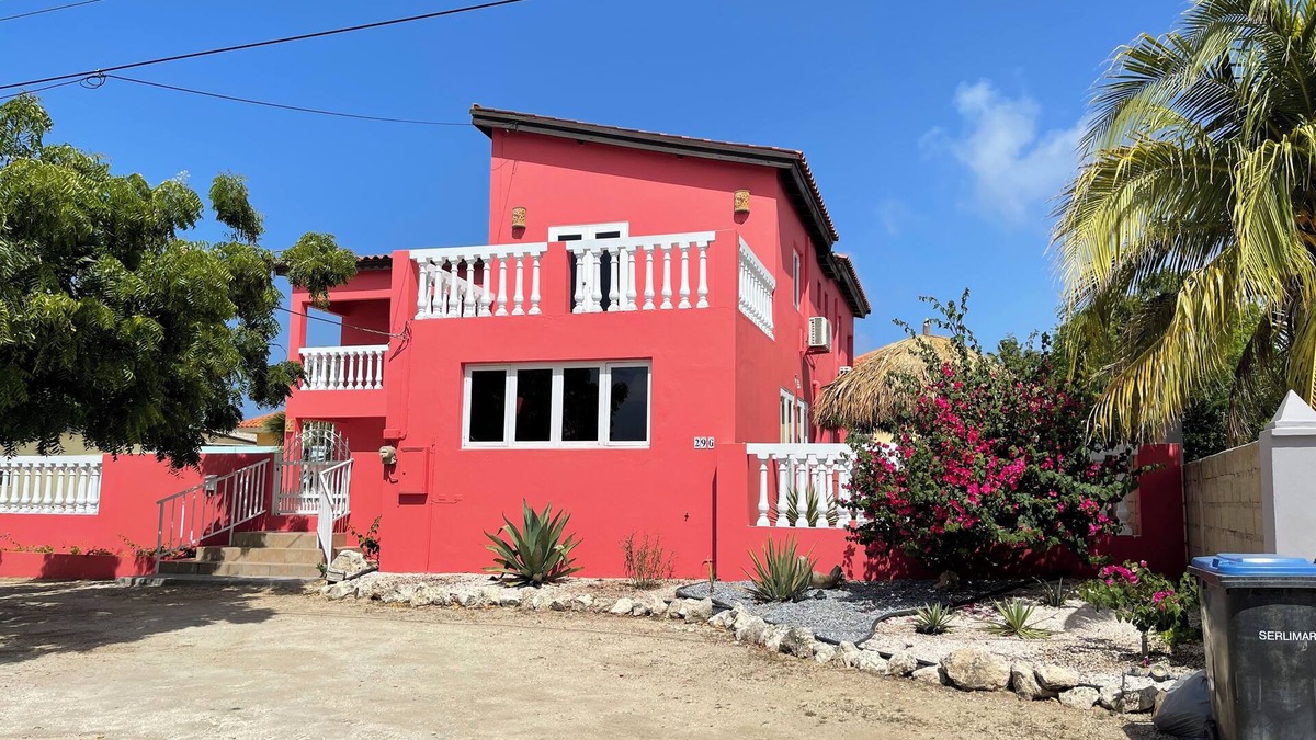 Kamay Villa | Beautiful 4 BR/4 BA Villa near all Palm Beach attractions