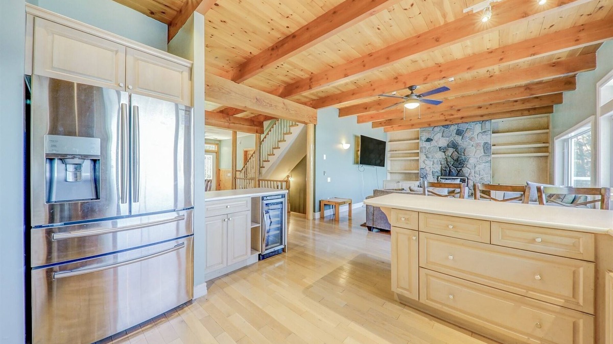 Rosedale Cottage | Beautiful 5 bedroom in fenelon falls