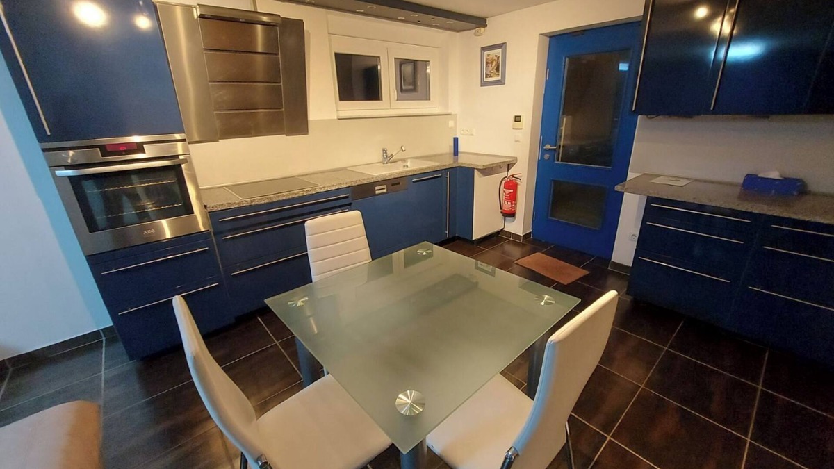 Goetzingen Apartment | Beautiful 60 m2 apartment with small terrace in a quiet location