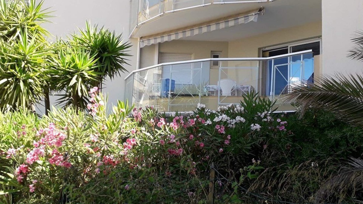 Cavaliere Apartment | Beautiful air-conditioned 2-room apartment near the beach