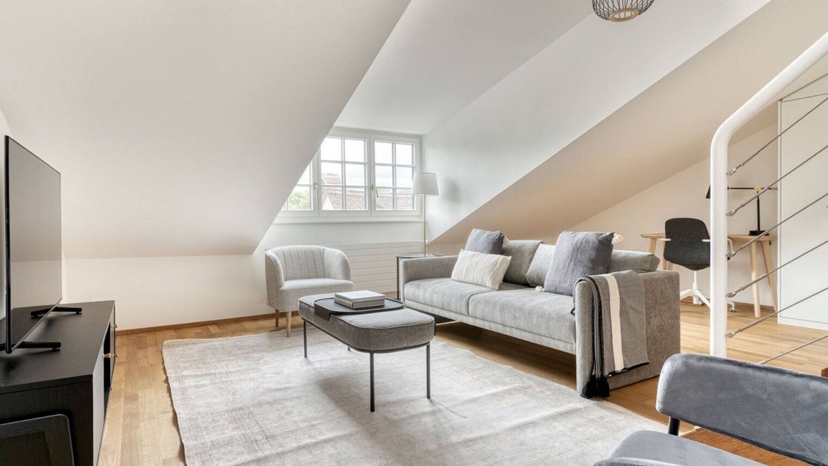 Vorstadte Apartment | Beautiful Am Ring 4.5 Room w/Storage & W/D, by Blueground