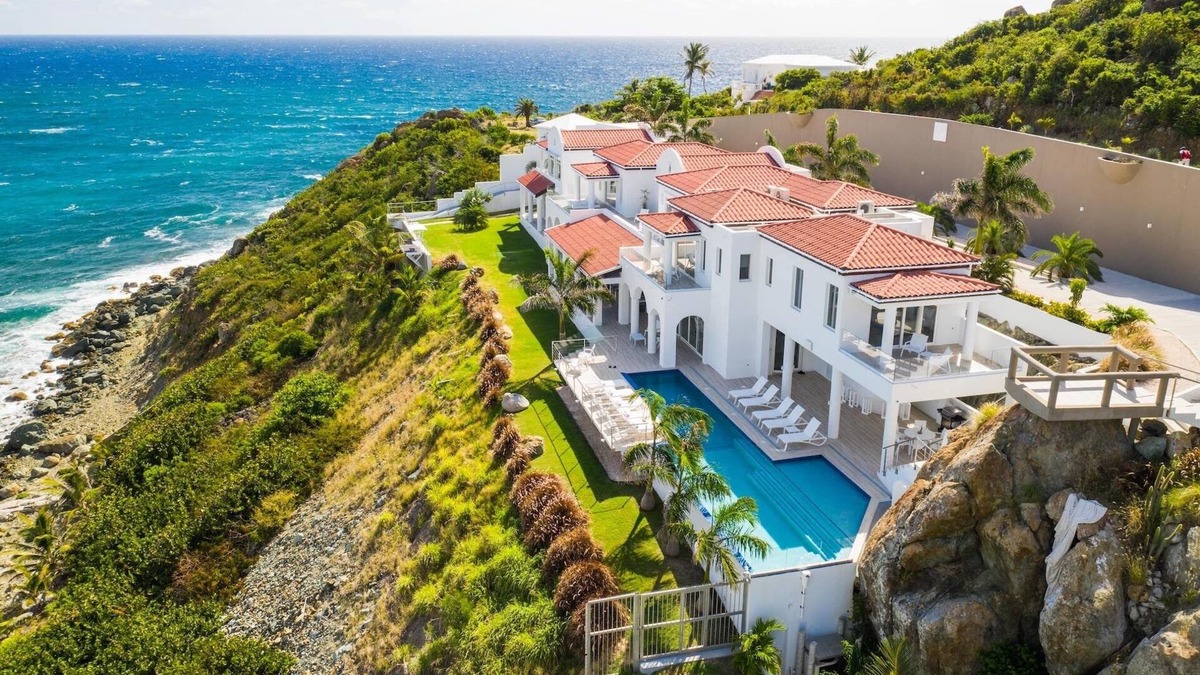 Upper Prince's Quarter Villa | Beautiful Amalia Luxury villa