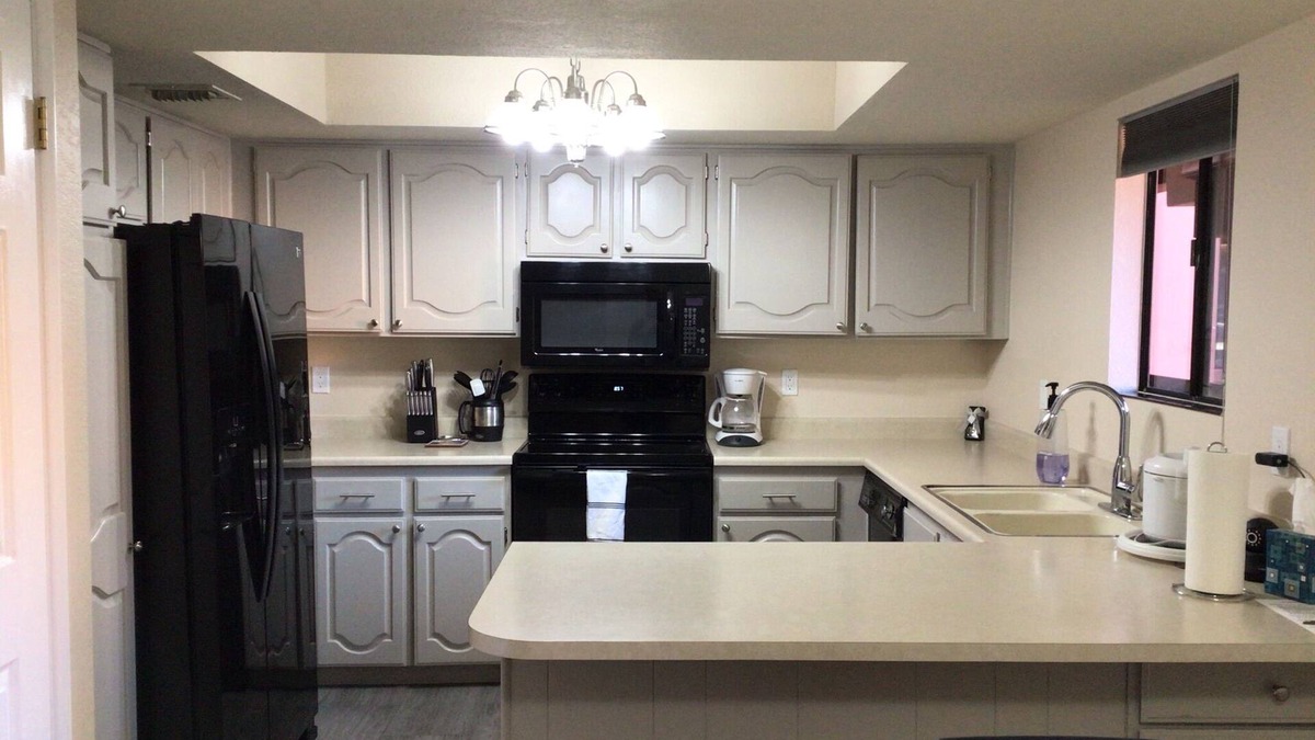Paradise Valley Village Condo | Beautiful Anasazi Village Condo-Close to Shopping, Dining, Golf