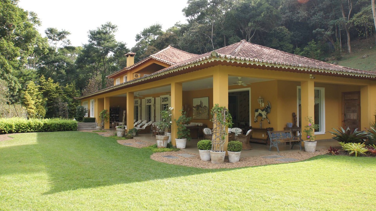 Correas Cottage | Beautiful and charming mansion surrounded by greenery and in complete privacy