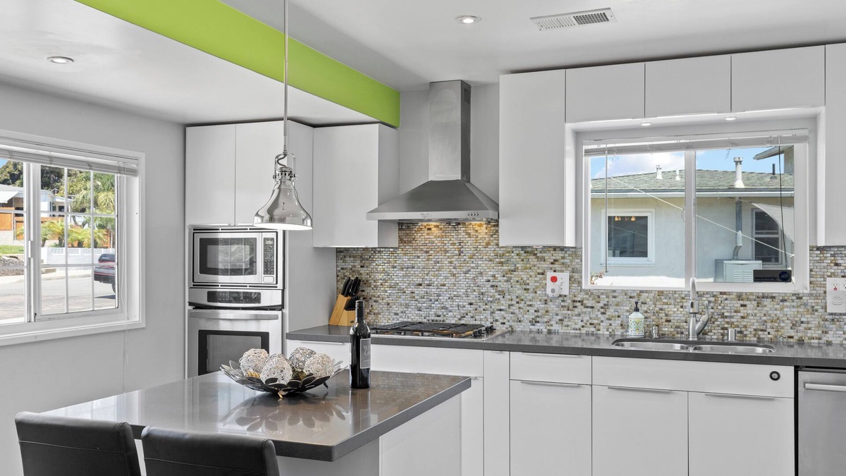 Linda Vista House | Beautiful and Cozy Home by Fashion Valley