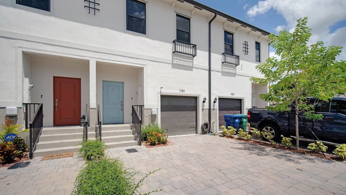 Florida City House | Beautiful and Cozy 3- bedroom townhouse
