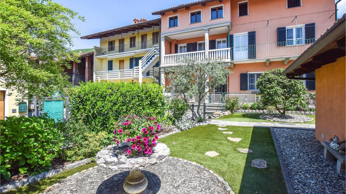 Palazzo Canavese House | Beautiful and spacious vacation home in beautiful Piedmont.