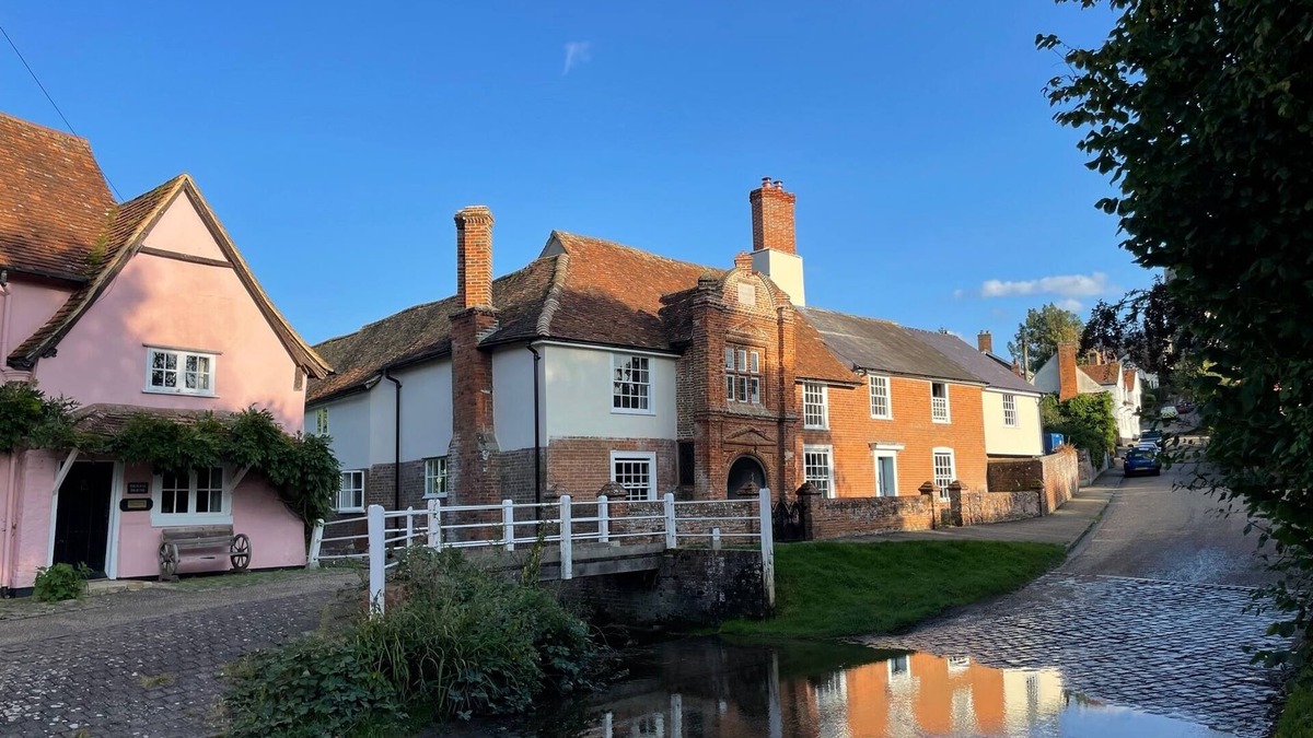 Ipswich House | Beautiful and luxurious historic house in idyllic Suffolk village