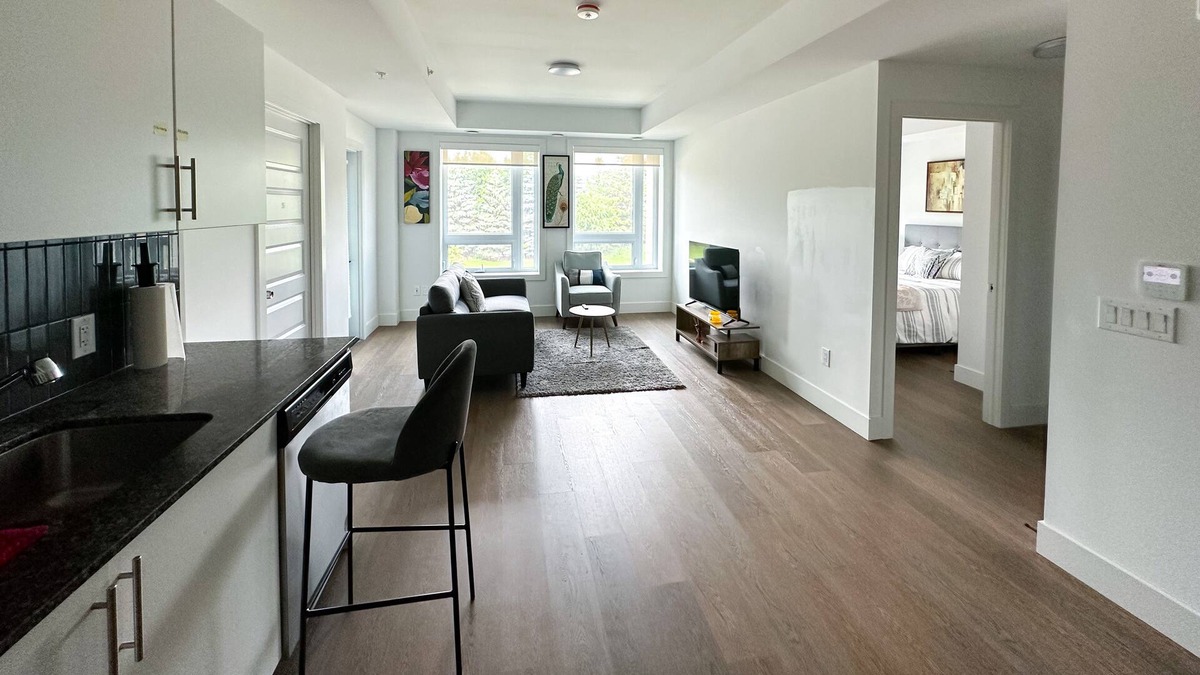 Guelph Apartment | Beautiful and Quiet one Bedroom With Private Bath in a 2 Bedroom Condo