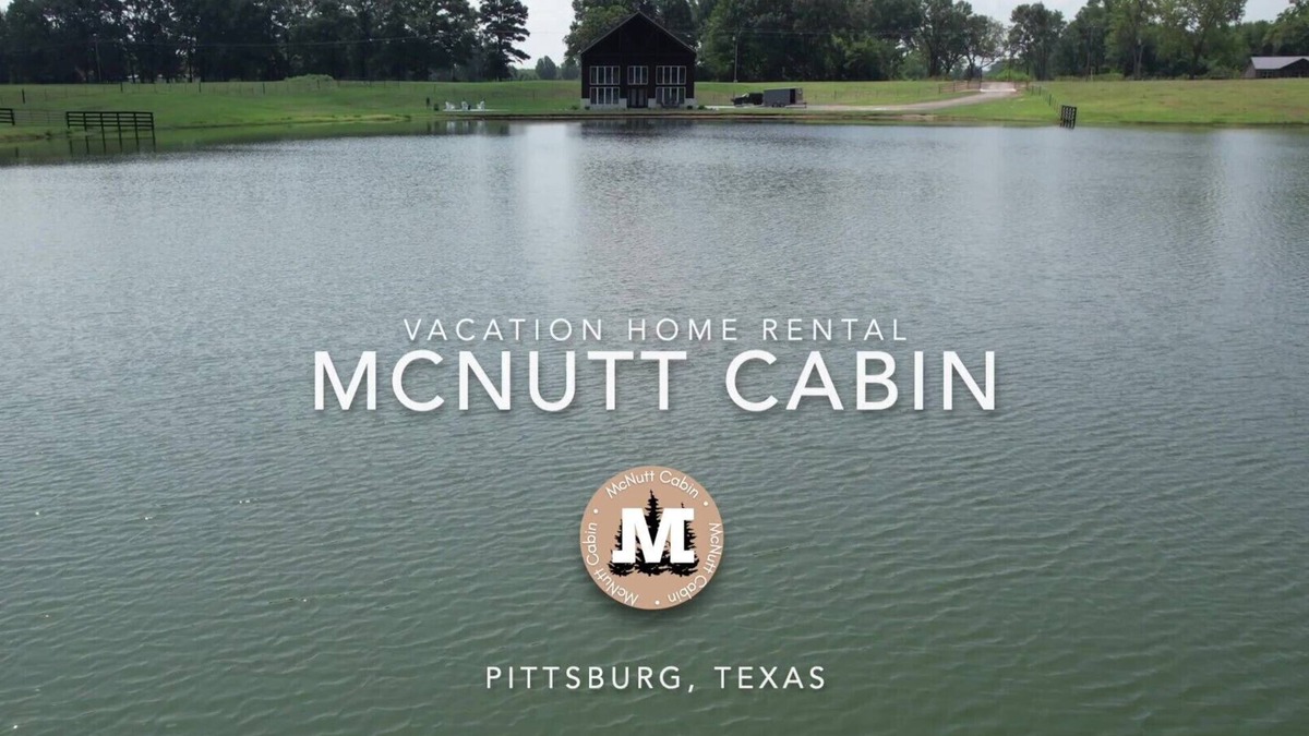 Pittsburg House | Beautiful and spacious home on a private 15 ac. lake in East Texas