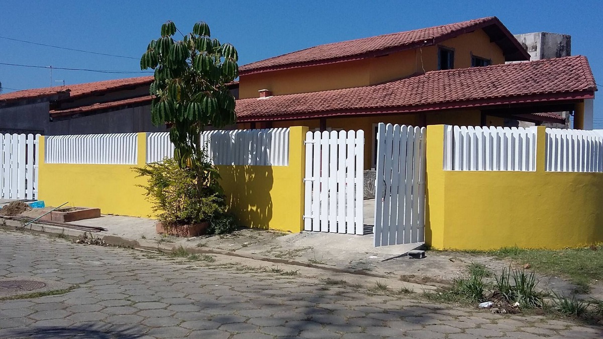 Centro House | Beautiful and spacious house at the corner of the beach whatsapp 11 98430 0518