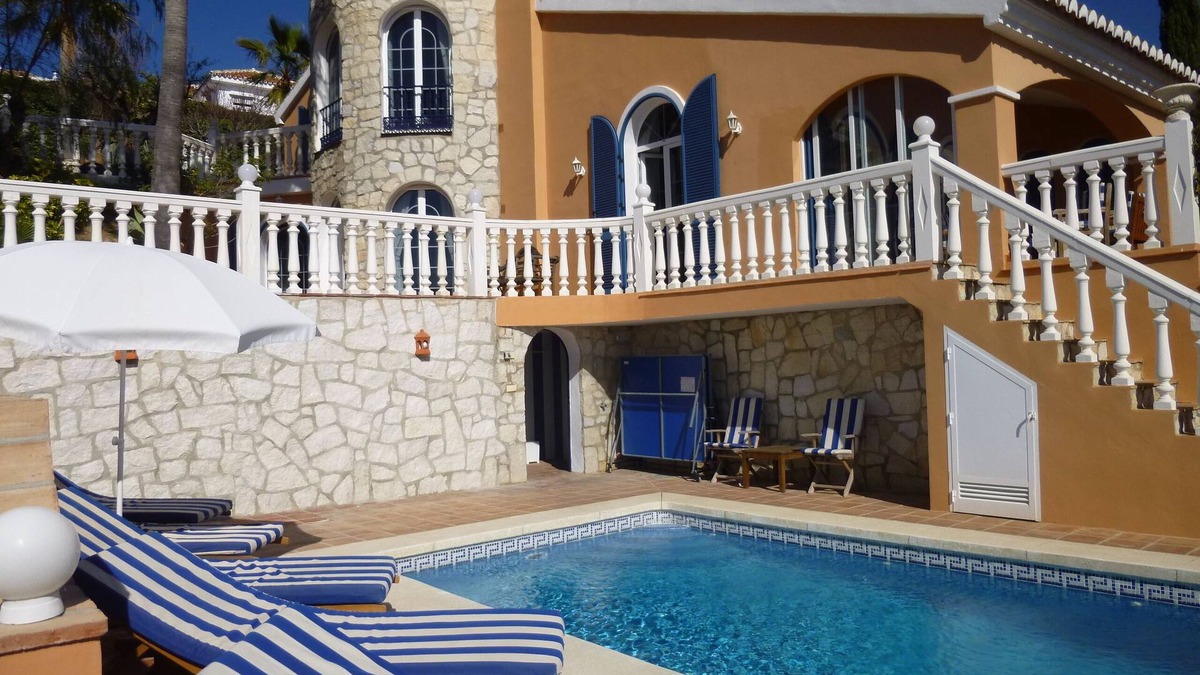 Mijas House | Beautiful Andalusian villa with amazing sea views and private swimming pool