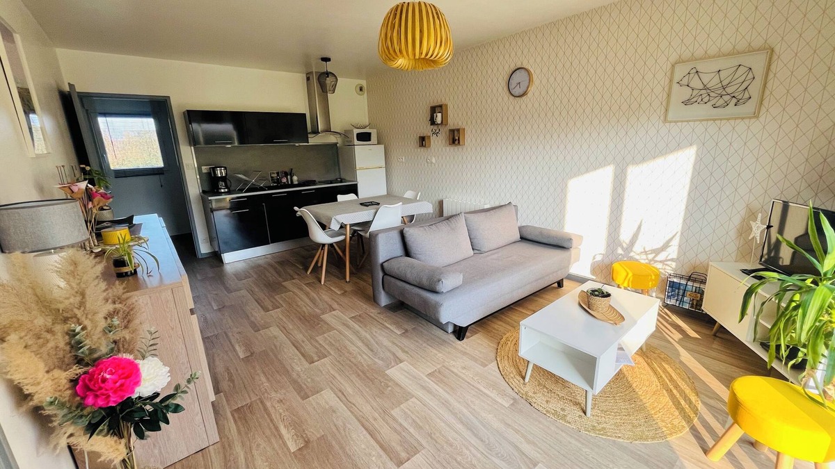 Plestin-les-Greves Apartment | Beautiful apartment close to the sea