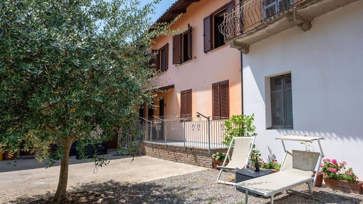 Grazzano Badoglio Apartment | Beautiful apartment for 6 guests with WIFI, A/C and terrace