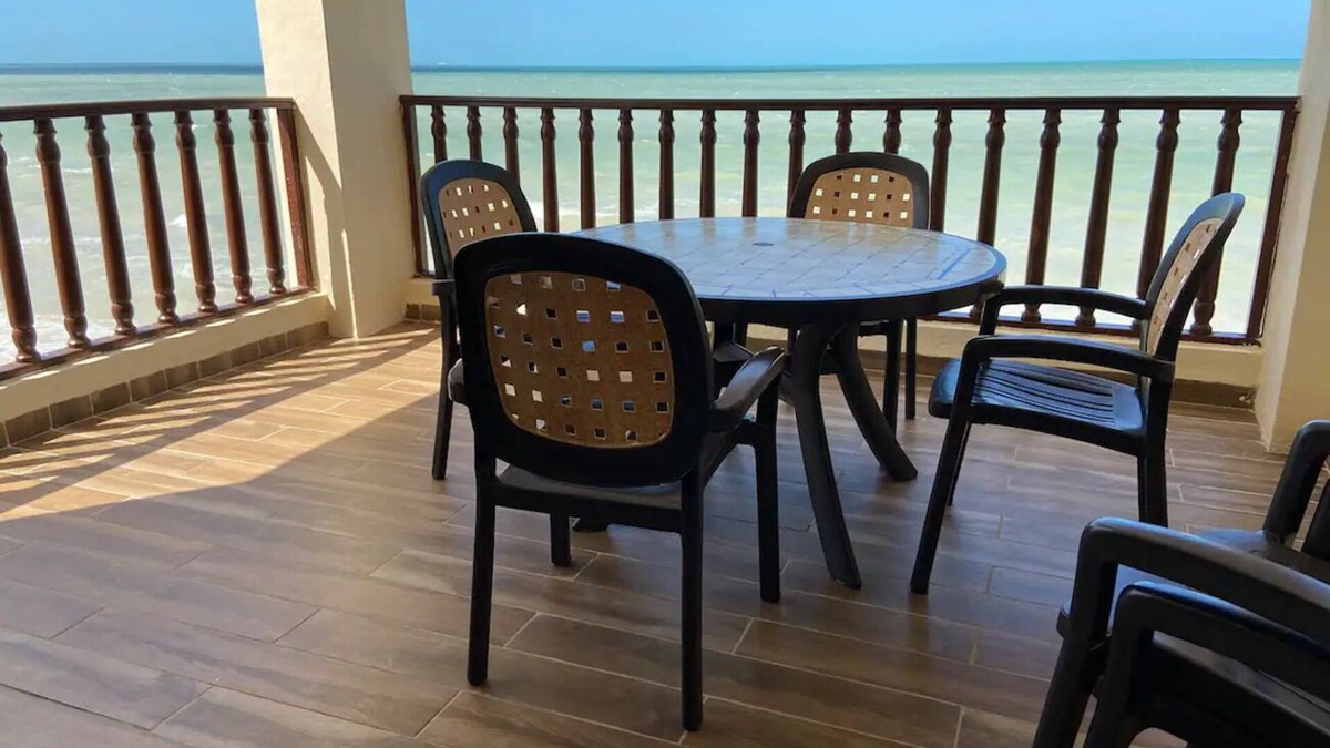 Chicxulub Puerto Apartment | Beautiful Apartment in Front of the Sea/Weekly and monthly discounts available!