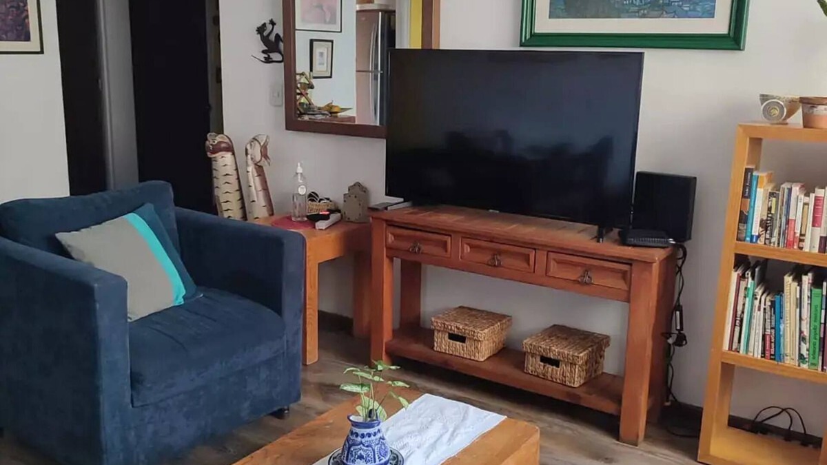 Escandon Apartment | Beautiful apartment, 2 blocks away from Colonia Condesa. Great view!