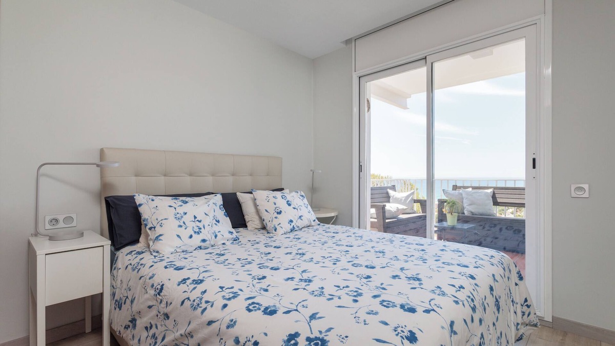 Castelldefels Apartment | Beautiful apartment with fantastic sea views