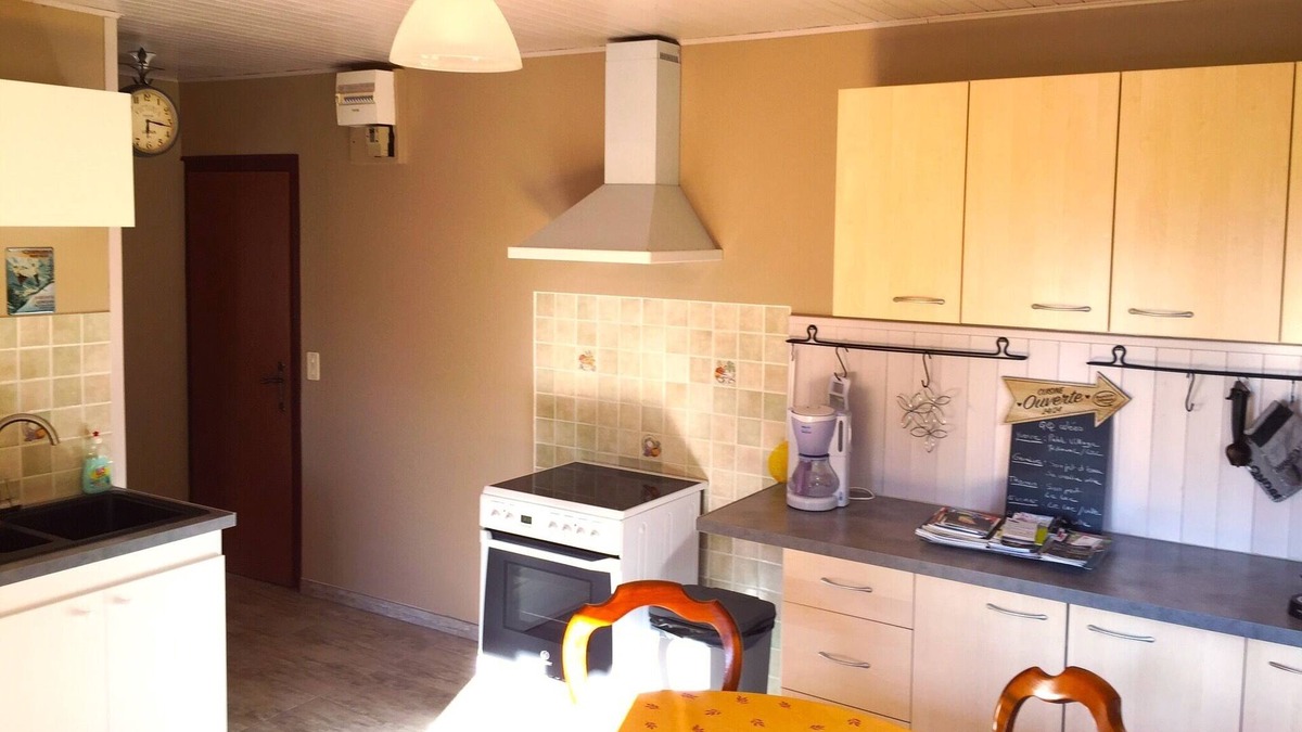 Saint-Cergues Apartment | Beautiful apartment with lake and mountain views