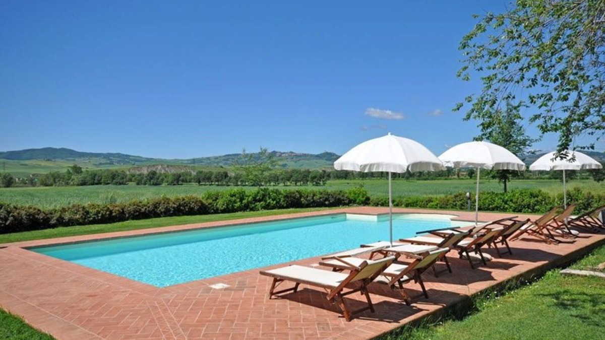 Gallina Apartment | Beautiful apartment for 5 guests with pool, WIFI, TV and panoramic view, close to Montepulciano