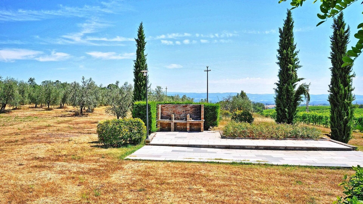 San Gimignano Apartment | Beautiful apartment for 2 people with pool, WIFI, A/C, TV, patio, panoramic view and parking