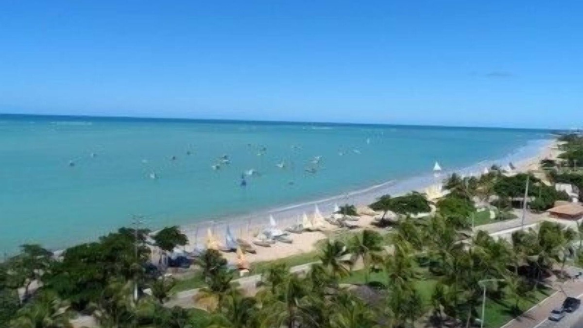 Pajucara Apartment | Beautiful apartment 505, in Praia da Pajuçara 30 meters from the waterfront