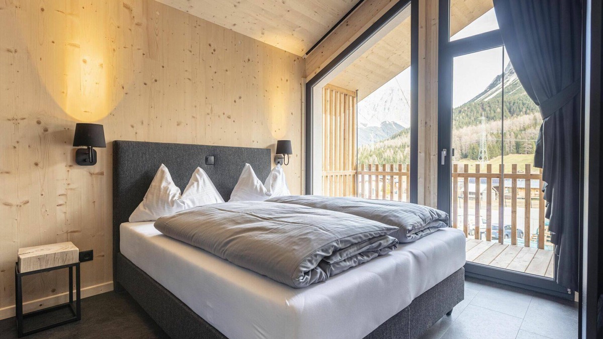 Biberwier House | Beautiful apartment in villa for 8 people with WIFI, TV, terrace, panoramic view and parking