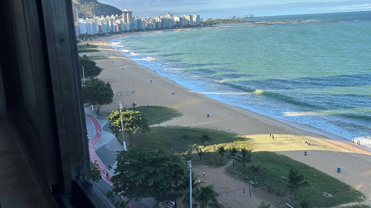 Vila Velha Apartment | Beautiful apartment on Costa beach with wonderful beach views from every window