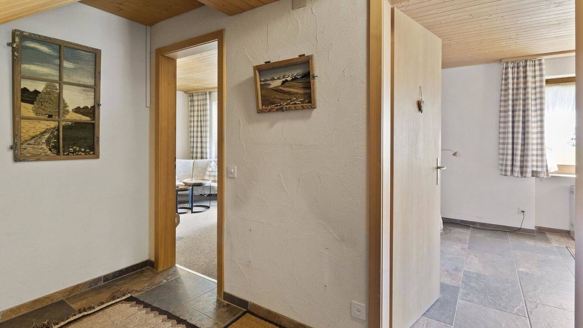 Churwalden Apartment | Beautiful apartment for 2 guests with WIFI, TV, balcony and pets allowed