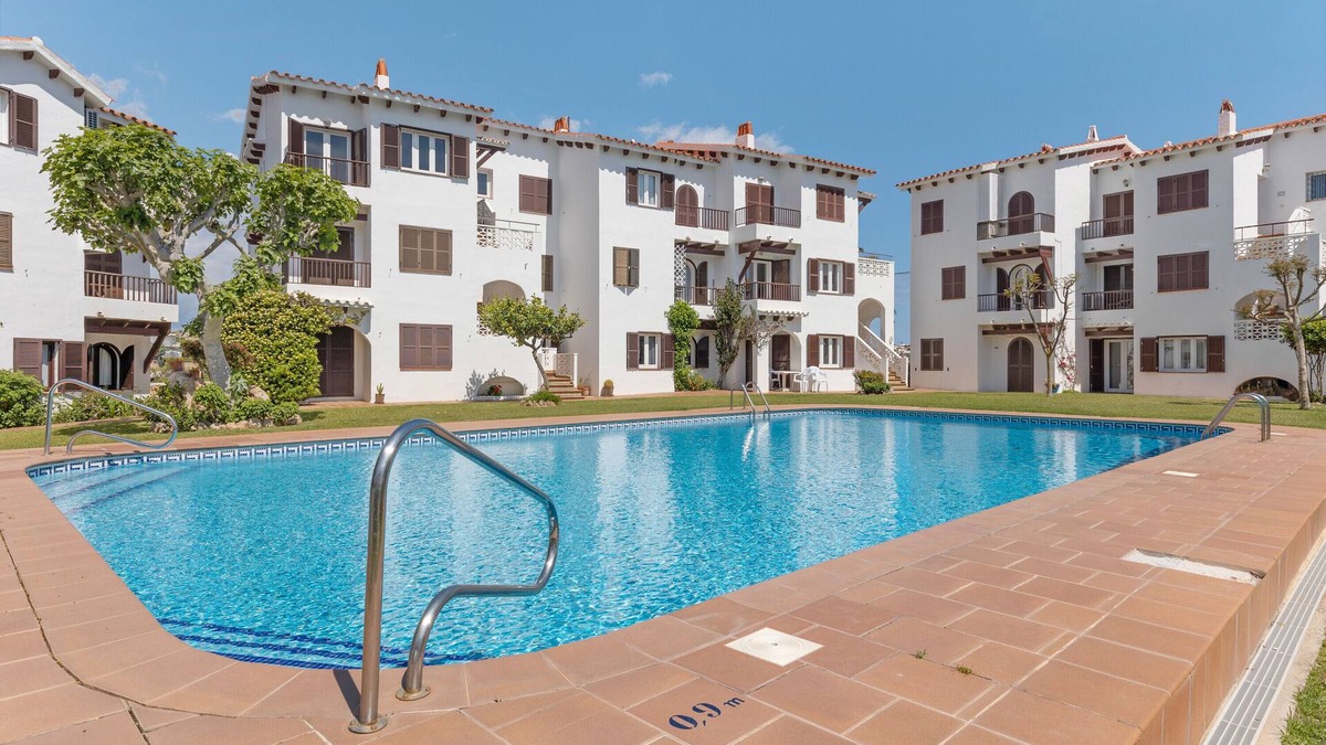 Sol del Este Apartment | Beautiful Apartment "La Gardenia 41" with Wi-Fi, Pool, Terrace & Garden; Street Parking Available