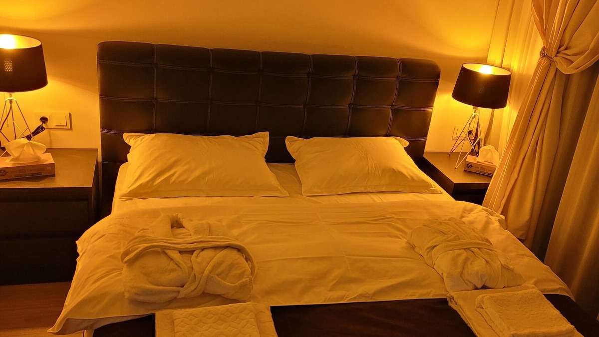 Tbilisi Apartment | Beautiful apartment, excellent location in a complex with 24/7 security