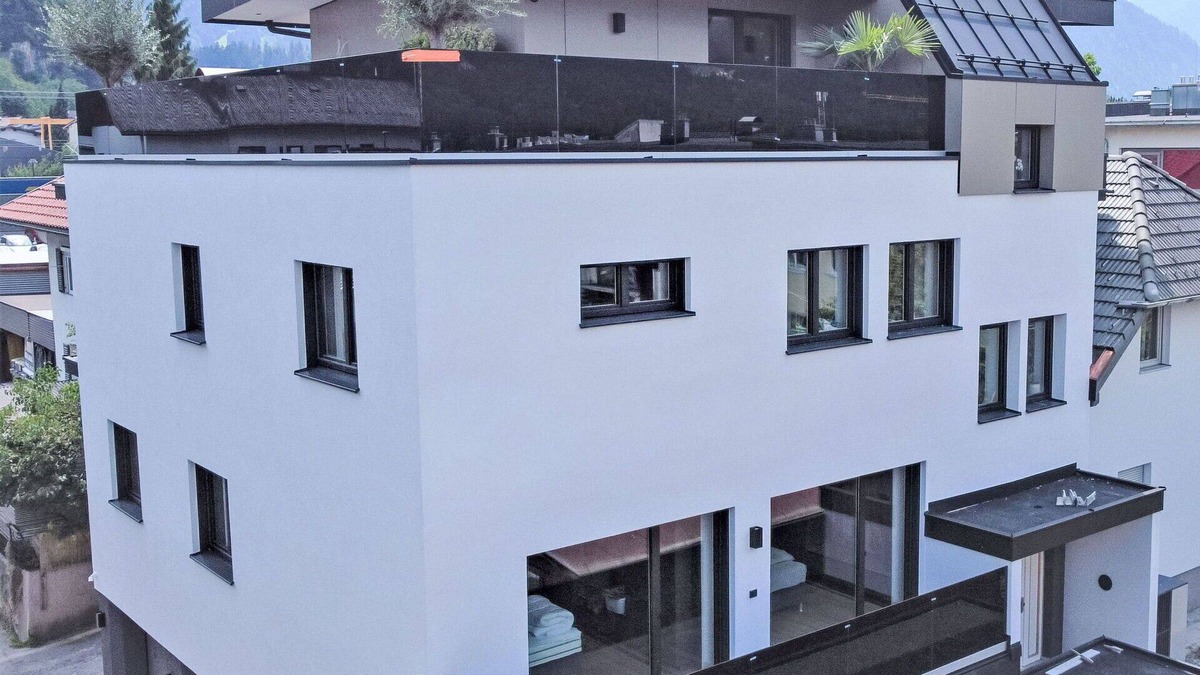 Kramsach Apartment | Beautiful apartment for 6 people with TV, terrace and parking