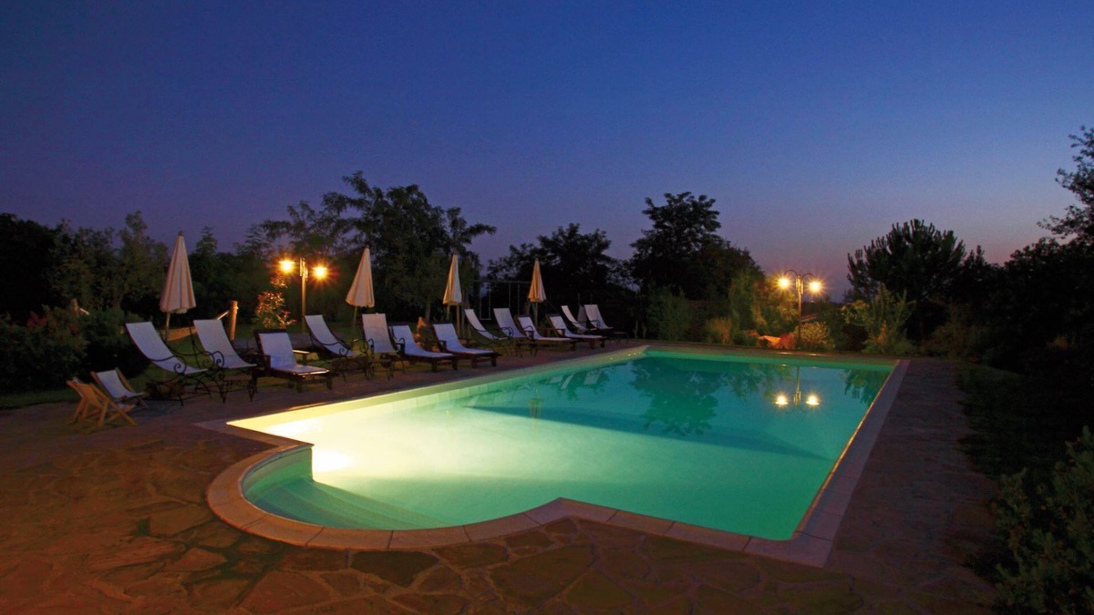 Poggi del Sasso Apartment | Beautiful apartment for 4 people with A/C, pool, TV, pets allowed and parking