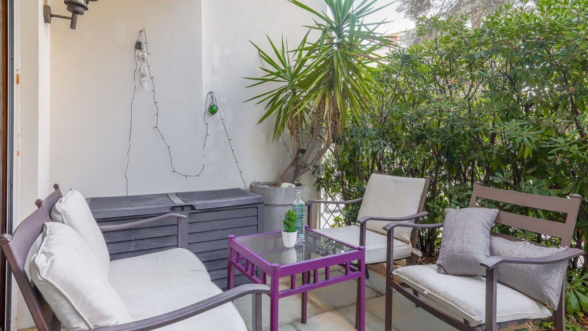 La Madeleine Apartment | Beautiful apartment for 4 guests with pool, WIFI, TV and terrace