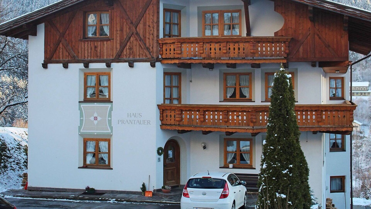 Pians Apartment | Beautiful apartment for 6 people with WIFI, TV, patio, pets allowed, panoramic view and parking