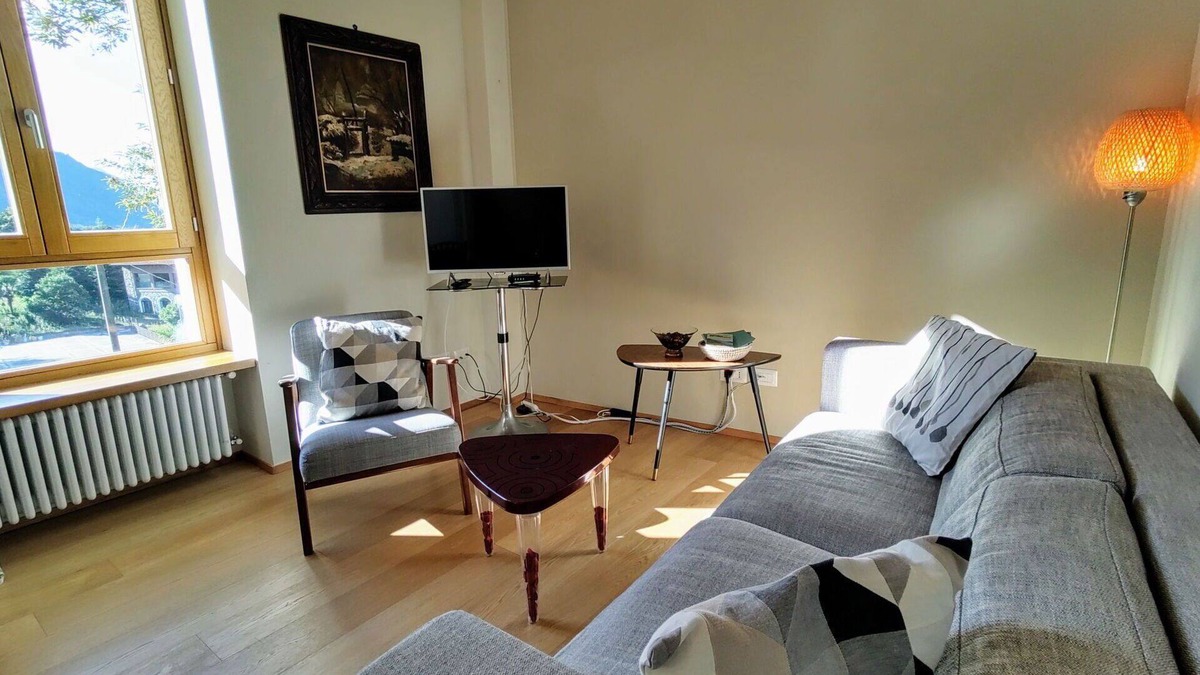 Olgiasca Apartment | Beautiful apartment for 4 people with WIFI, TV, terrace, pets allowed and parking
