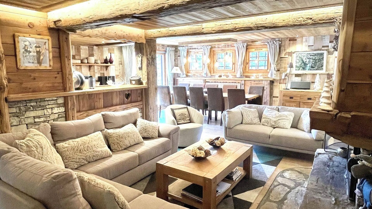 Le Cret Apartment | Beautiful apartment in private chalet, equiped for 12 people, 6 bedrooms, 5 bathrooms and private sauna.