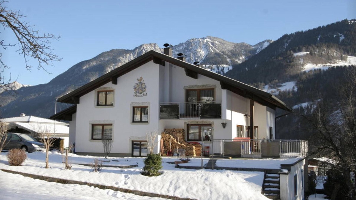 Vandans Apartment | Beautiful apartment in a sunny location