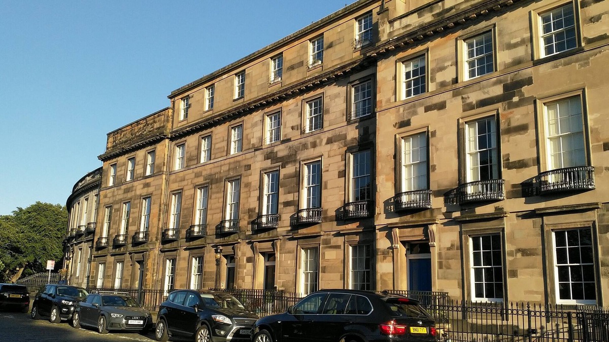 New Town Apartment | Beautiful Apartment in Edinburgh City Centre - License no. EH-69342-F