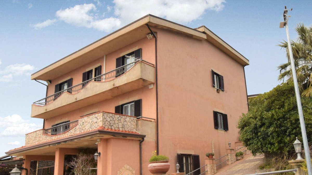 Bonifati Apartment | Beautiful apartment in Bonifati