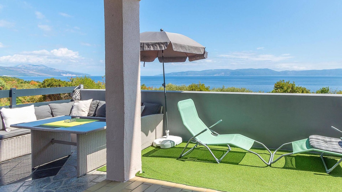 Ravni Apartment | Beautiful apartment in Labin with WiFi