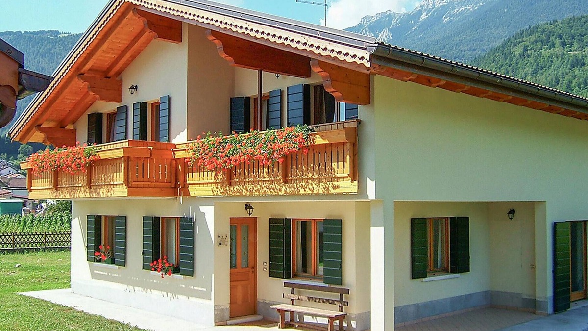 Lamon Apartment | Beautiful apartment in Lamon with WiFi