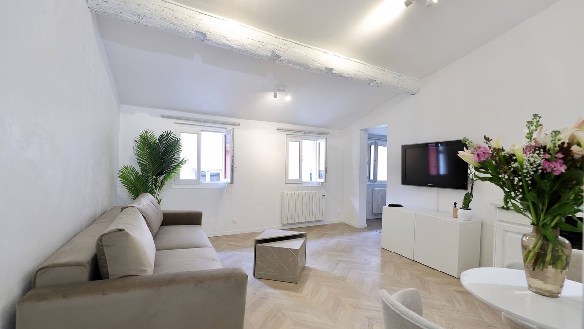 Quartier du Port Apartment | Beautiful Apartment in the Old Town - Close to the Sea