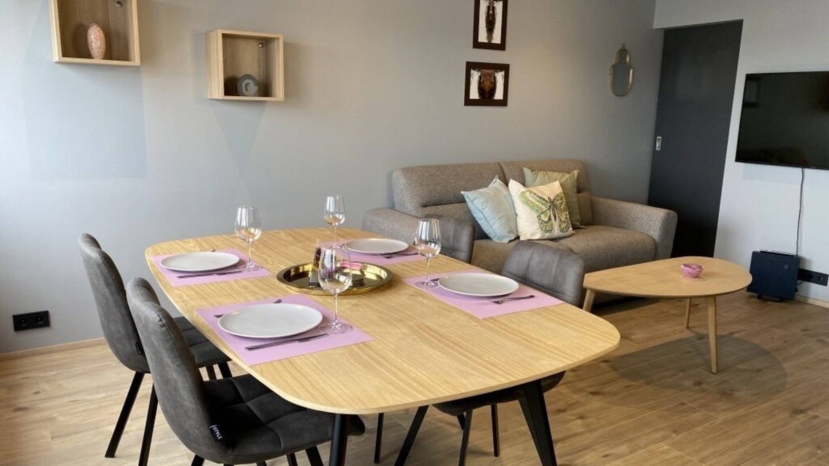 Oddeyrin Apartment | Beautiful apartment with amazing views in the old harbor district