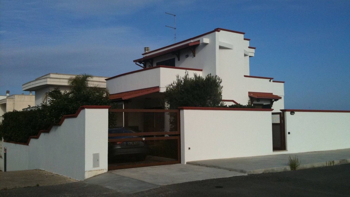 Torre Santa Sabina House | Beautiful architect villa, sea views, WiFi