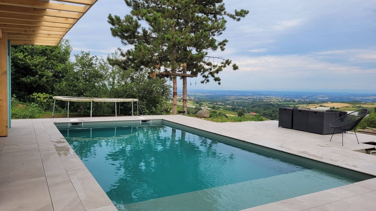Chabaniere House | Beautiful architect-designed house in the Monts du Lyonnais region