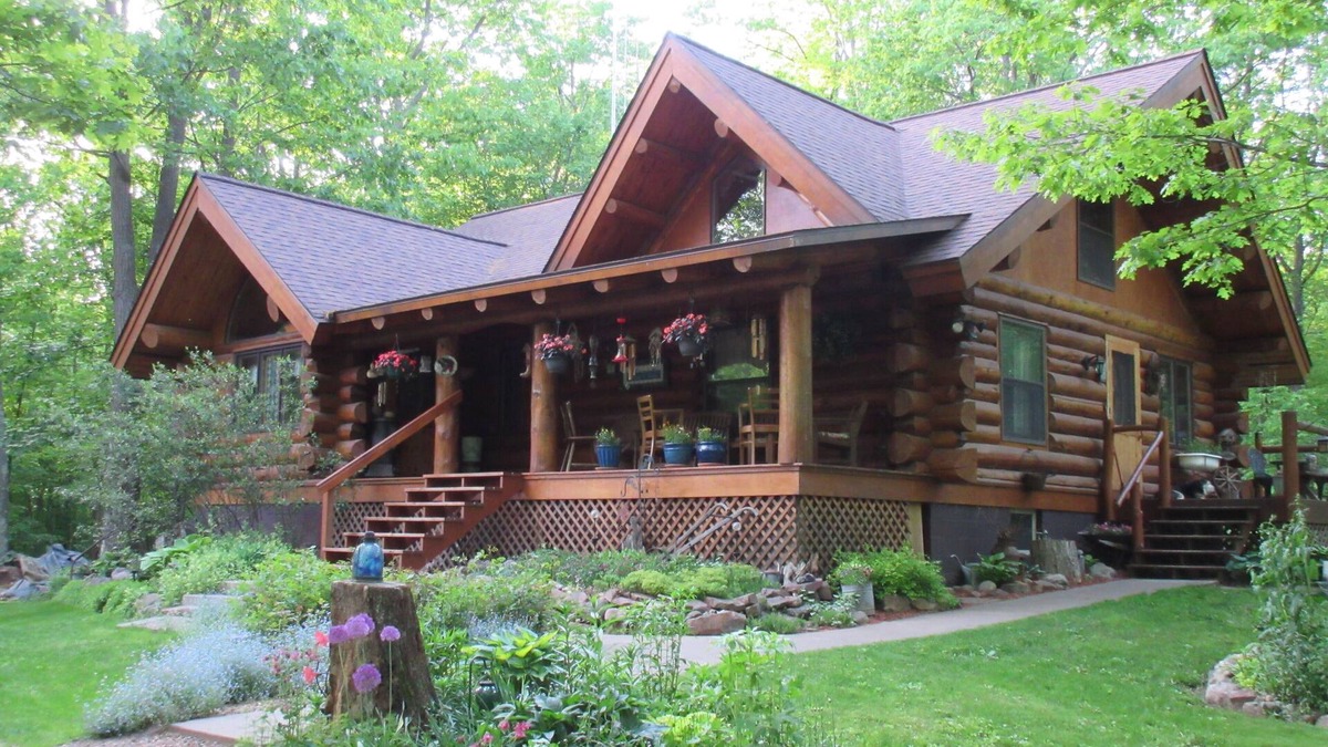Brill House | Beautiful, Authentic Log Cabin Home, Complete With All of the Classic Luxuries.