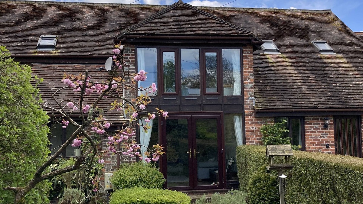 East Knighton House | Beautiful Barn Conversion In Stunning Setting with Super Fast Fibre Broadband