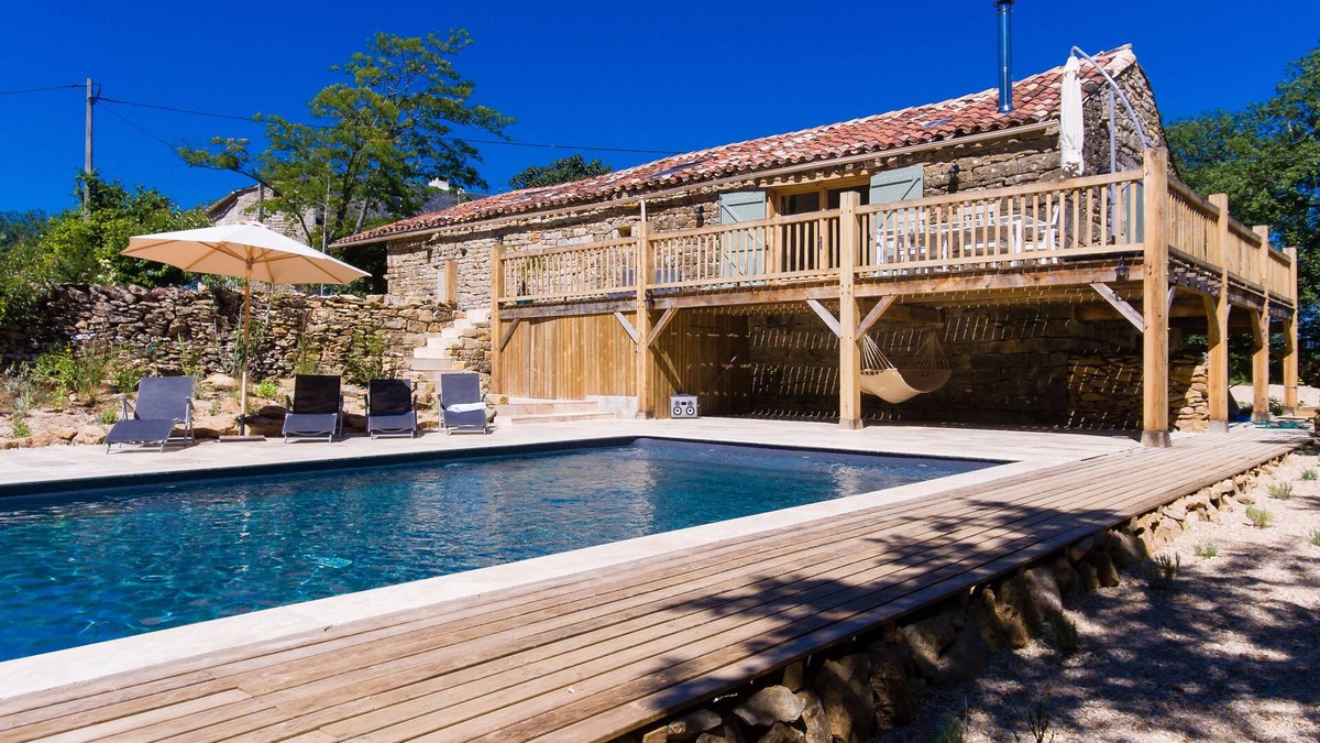 Espinas House | Beautiful barn, south-facing view, exclusive pool, near Saint Antonin Noble Val