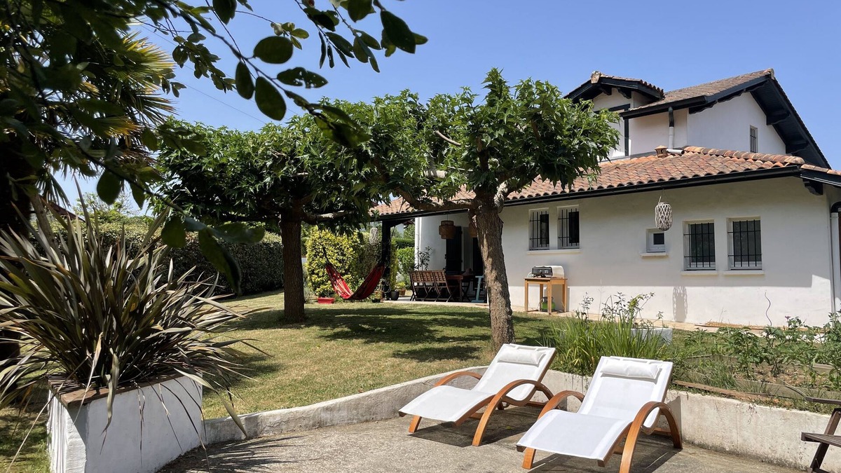 Ahetze House | Beautiful bask villa close to Bidart Guethary Biarritz beaches