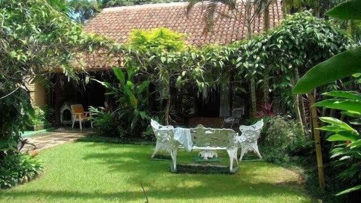 Praia do Toque-Toque Pequeno House | Beautiful beach and beautiful garden in the middle of nature, 6 suites, large living room, peace and sun.